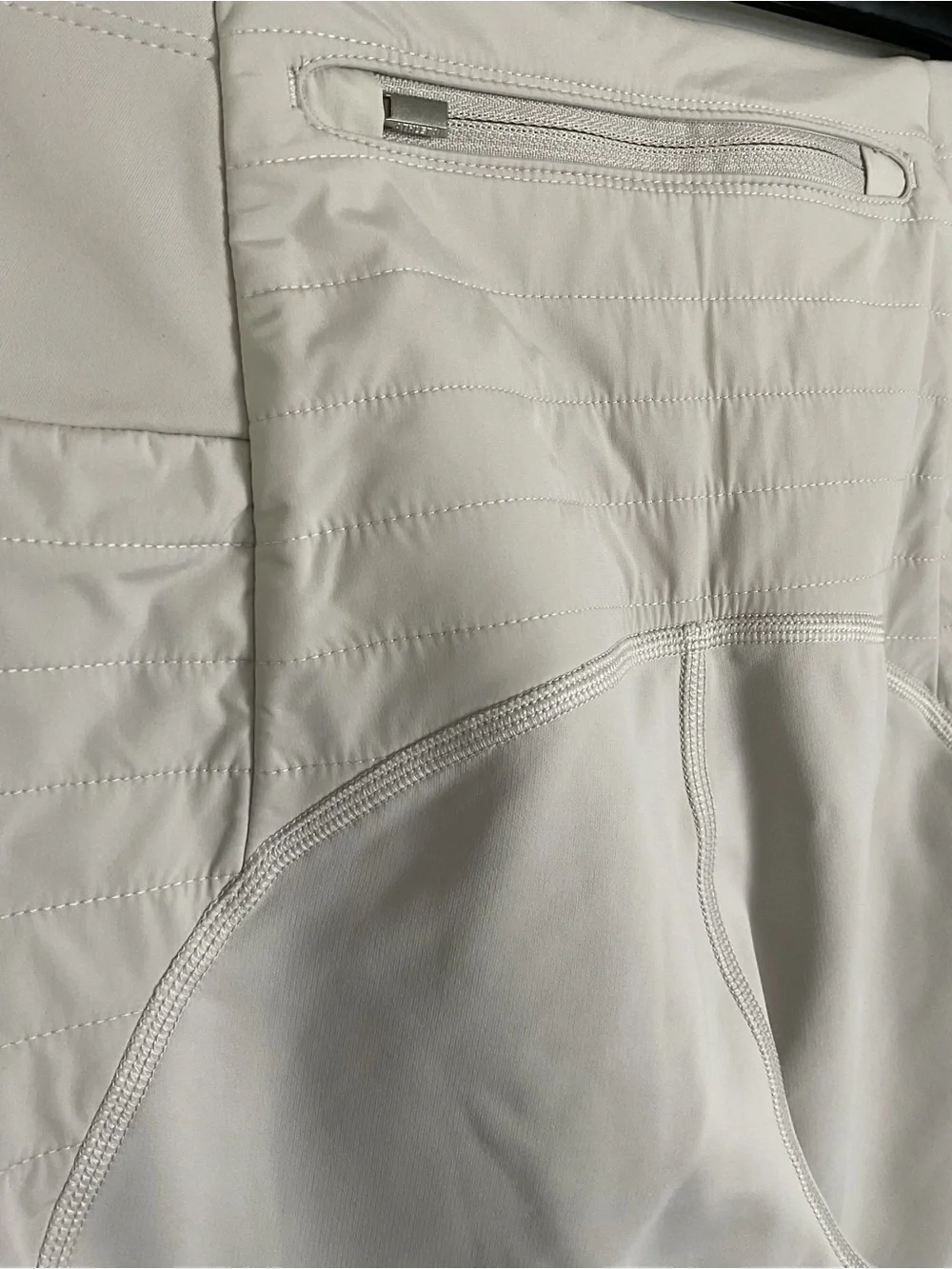 NWT Athleta Peak Hybrid Fleece Tight Leggings Size M Beige
